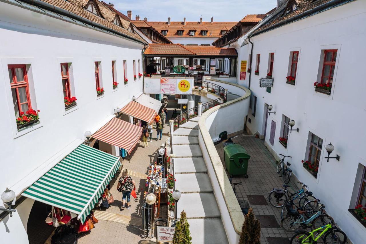 Weissmann Residence Sopron Exterior photo
